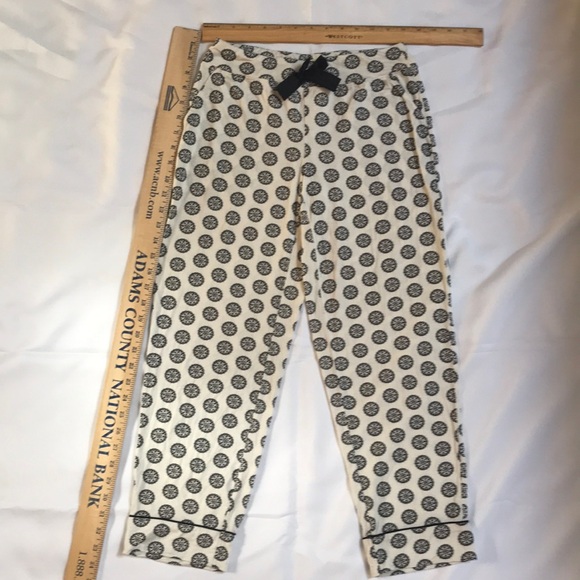 Soma Cool Nights Pajama Set 3/4-Sleeve Top & Cropped Bottoms Black/White XS - Picture 6 of 8